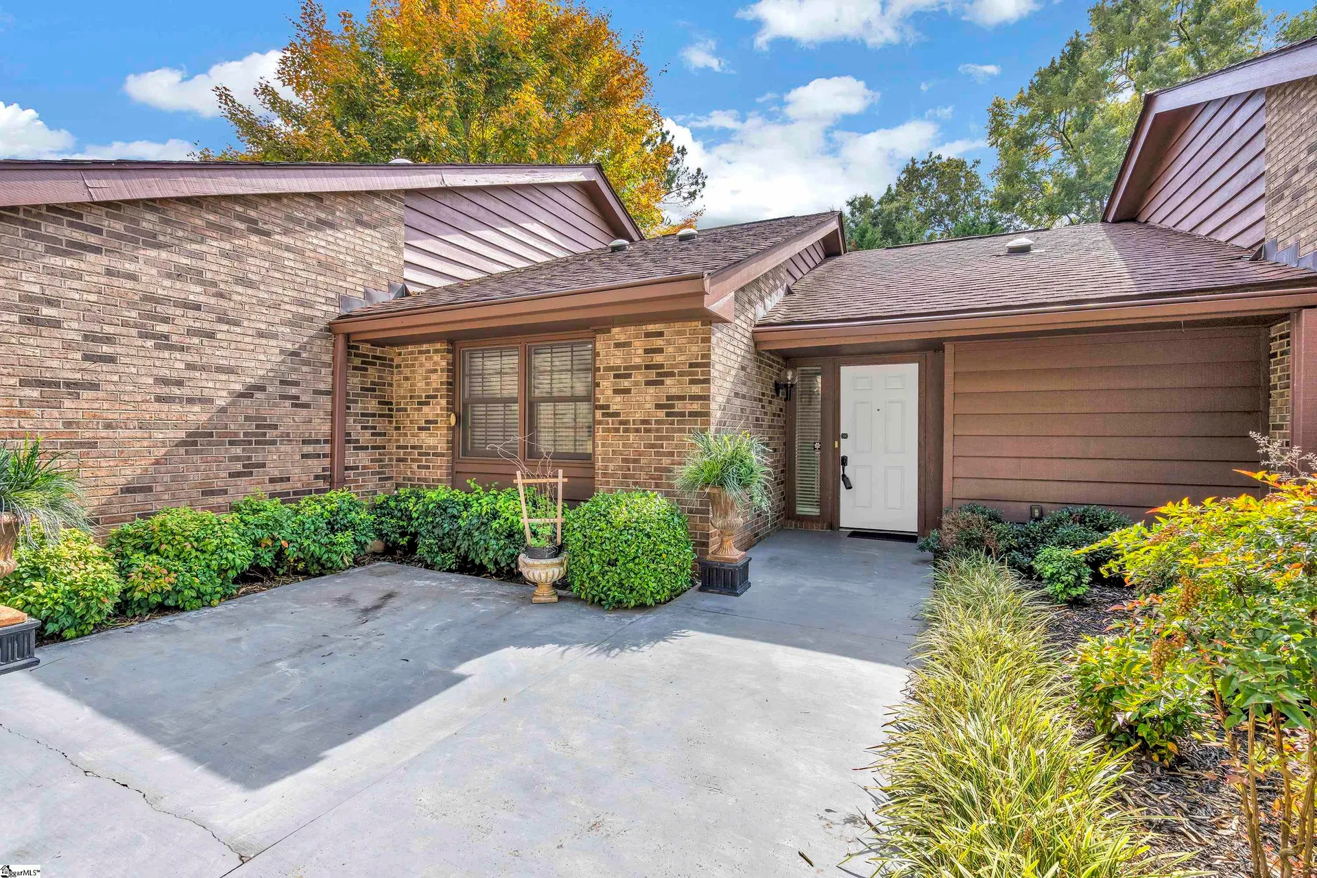 Property image 3 at 104 Downs Boulevard, Clemson, SC 29631