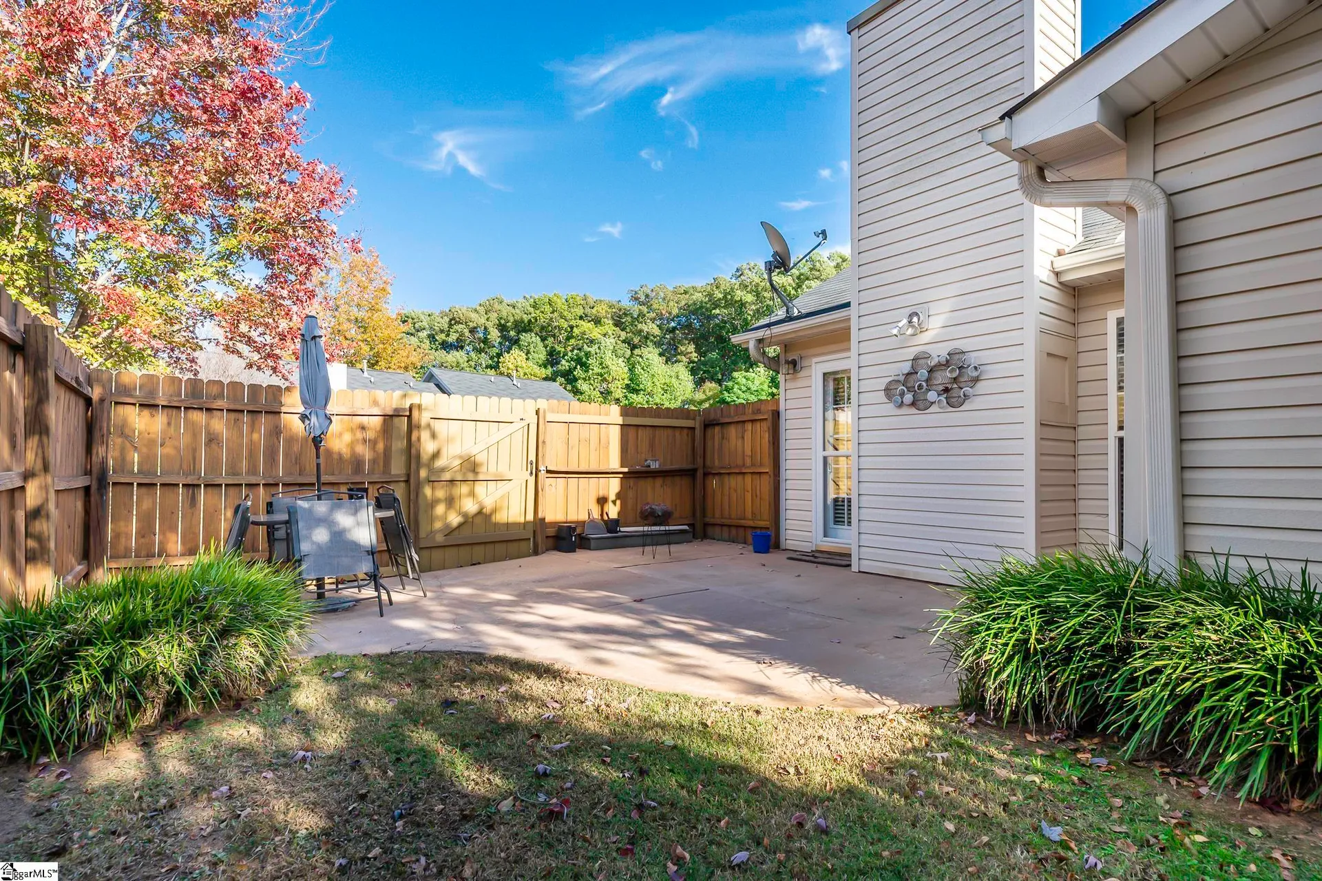 Property image 3 at 18 Creekbend Court, Simpsonville, SC 29681