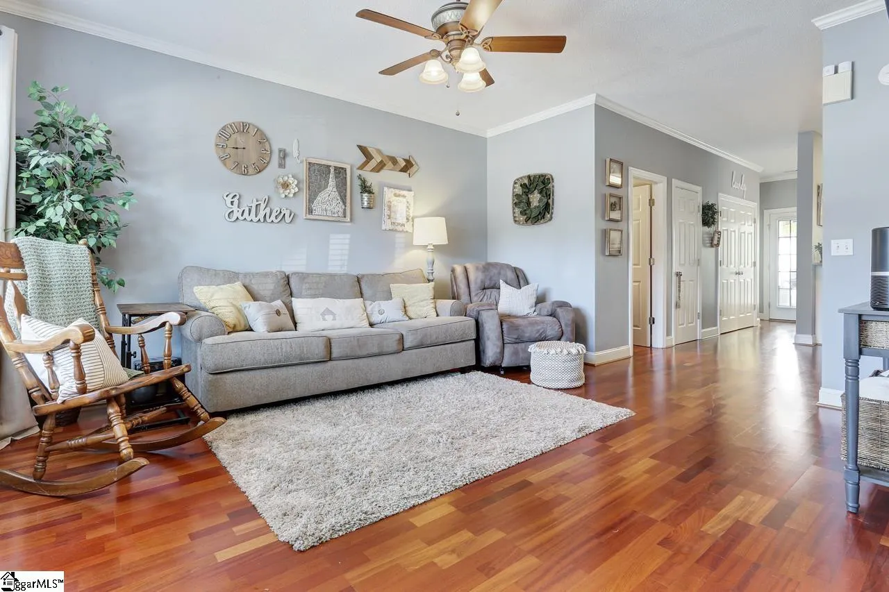 Property image 4 at 18 Rock Garden Lane, Greenville, SC 29609