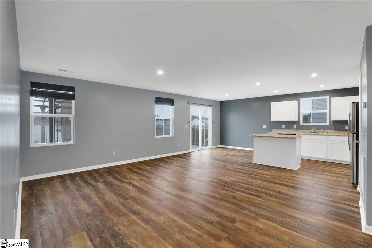 Property image 2 at 808 Danforth Drive, Greenville, SC 29617