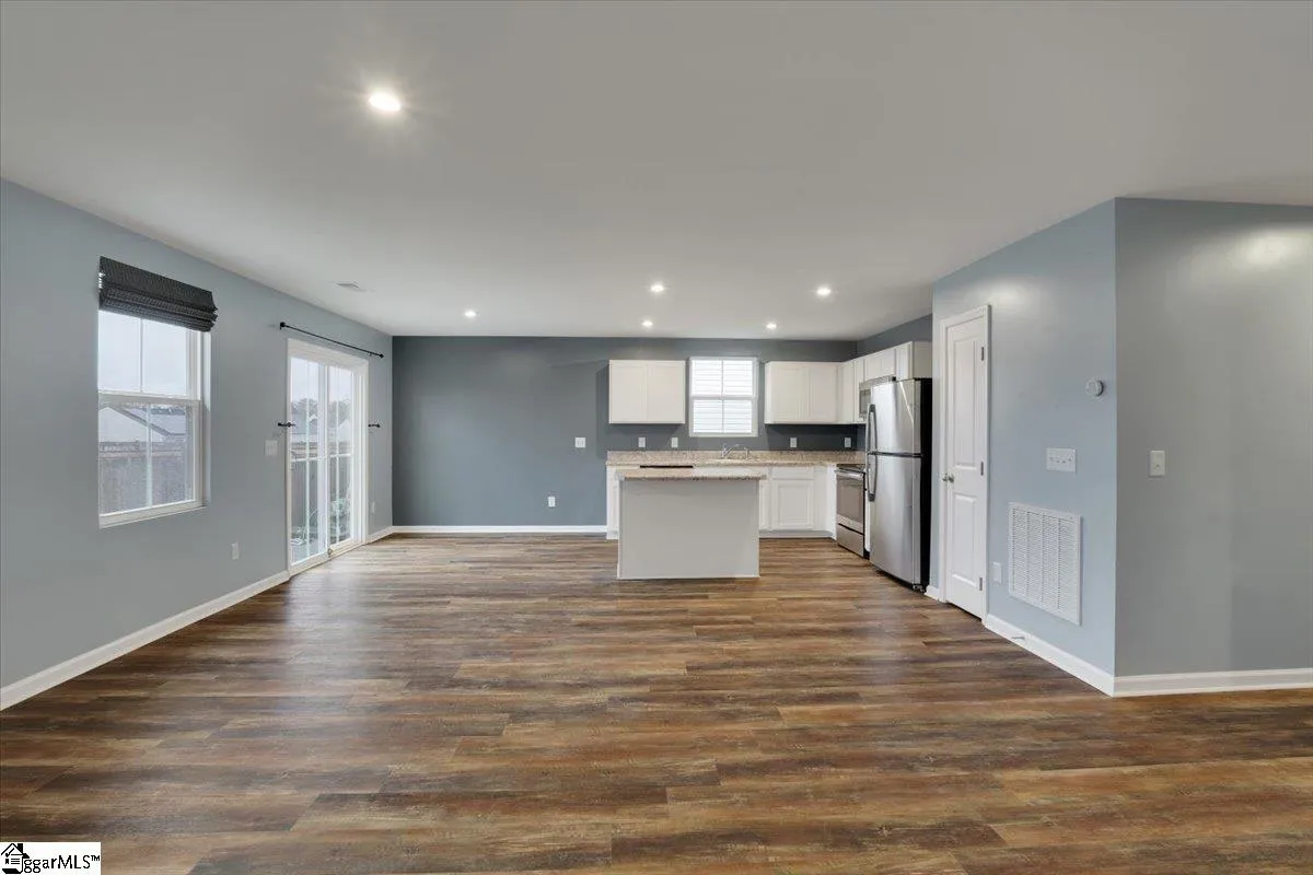 Property image 3 at 808 Danforth Drive, Greenville, SC 29617