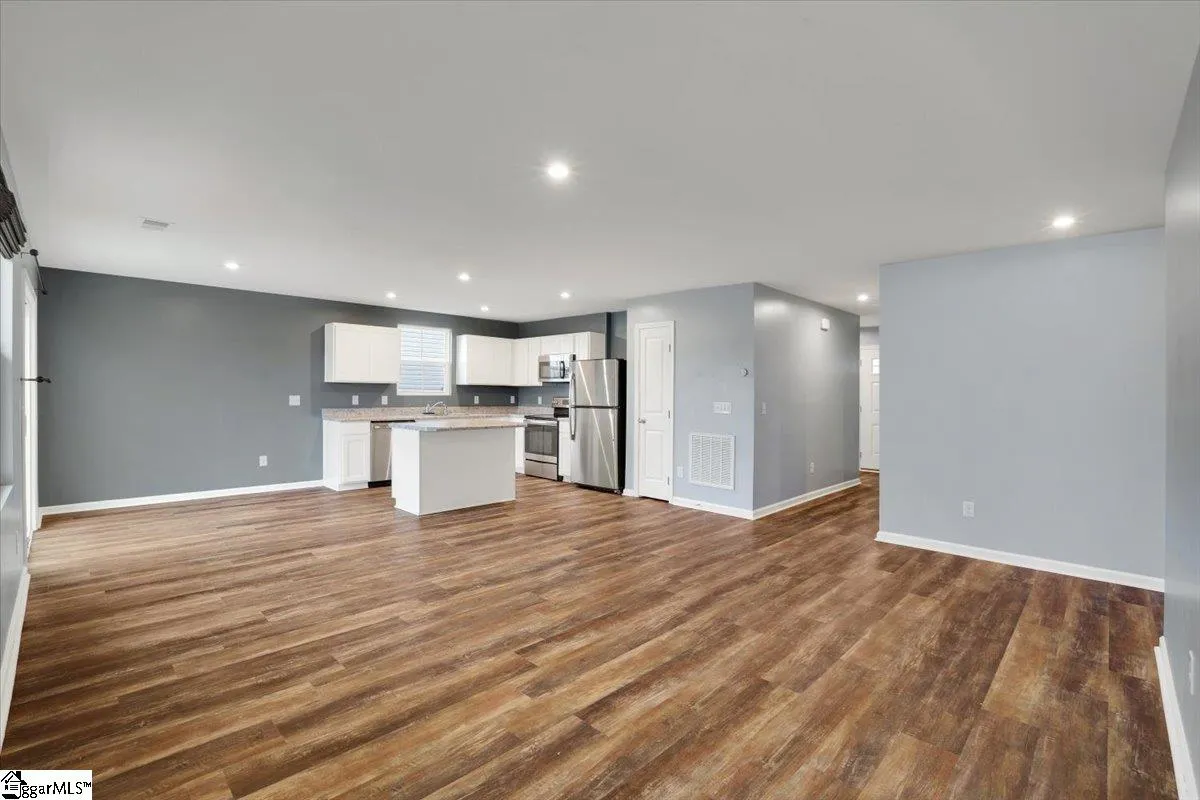 Property image 4 at 808 Danforth Drive, Greenville, SC 29617