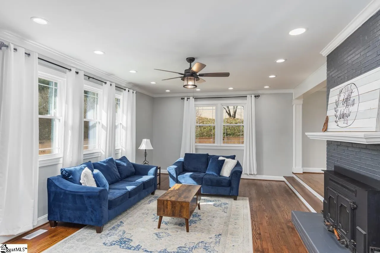 Property image 2 at 122 LULLWATER Road, Greenville, SC 29607