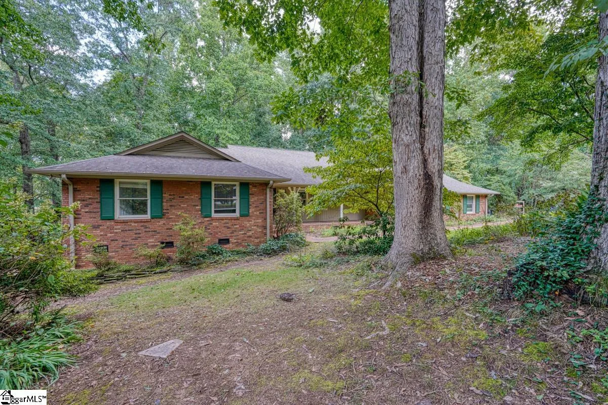 1224 Shadowood Drive