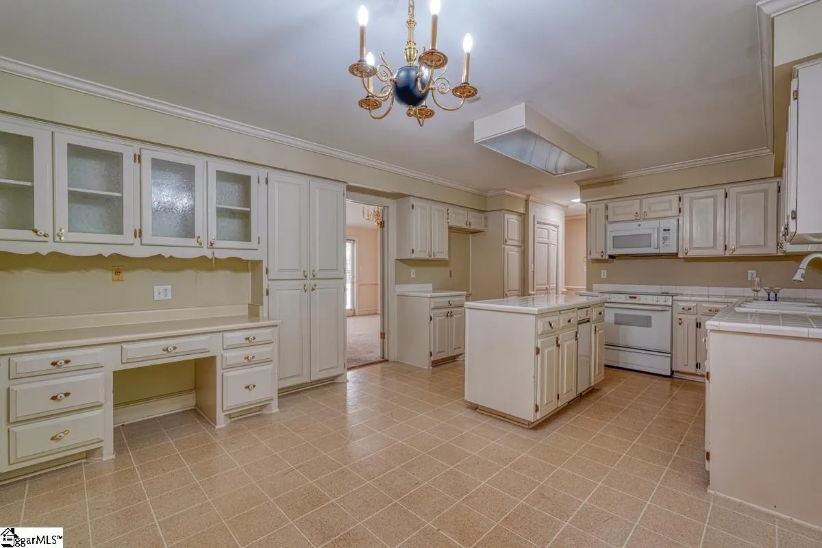 Property image 5 at 1224 Shadowood Drive, Spartanburg, SC 29301