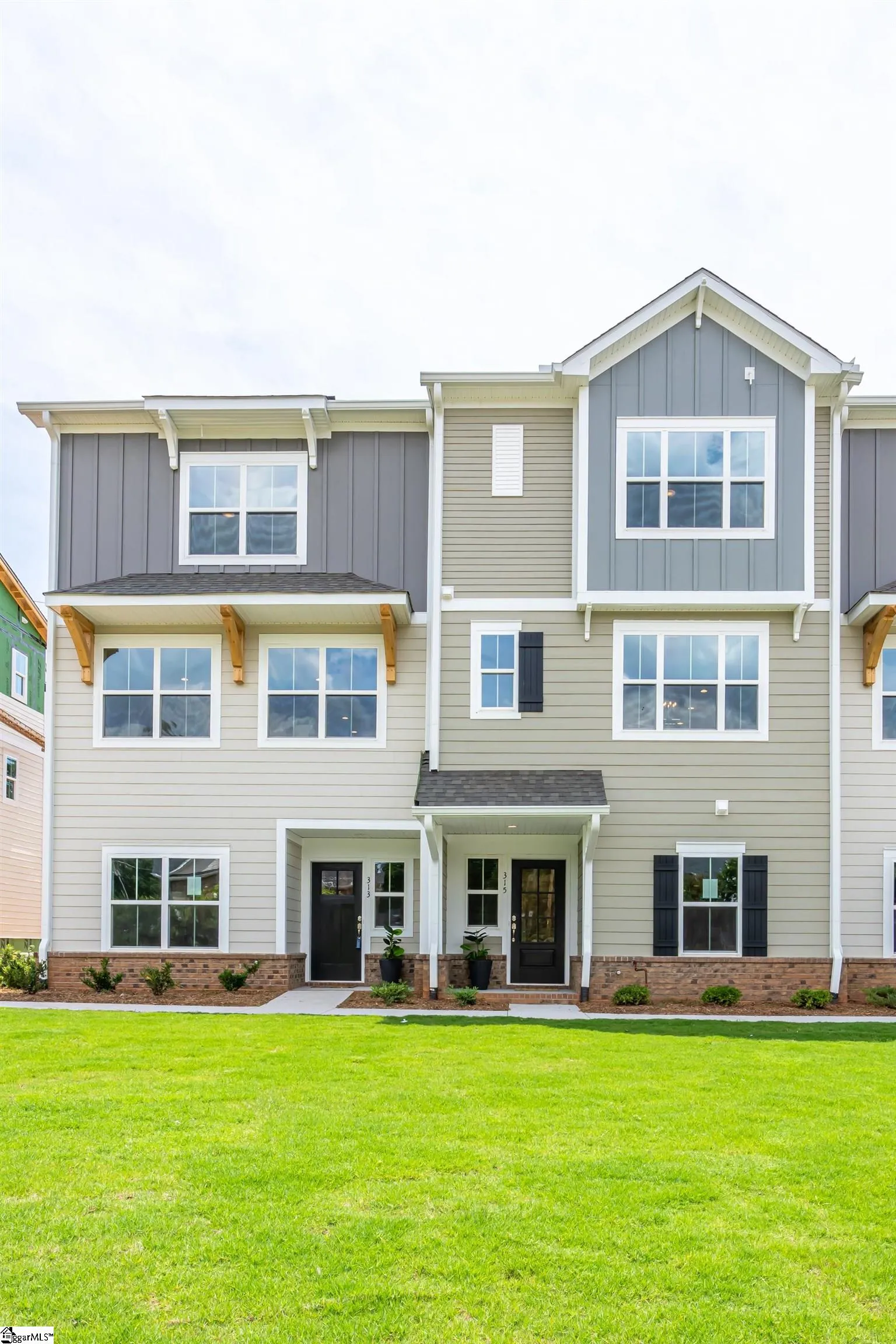 Property image 2 at 7 Keat Avenue, Greenville, SC 29601