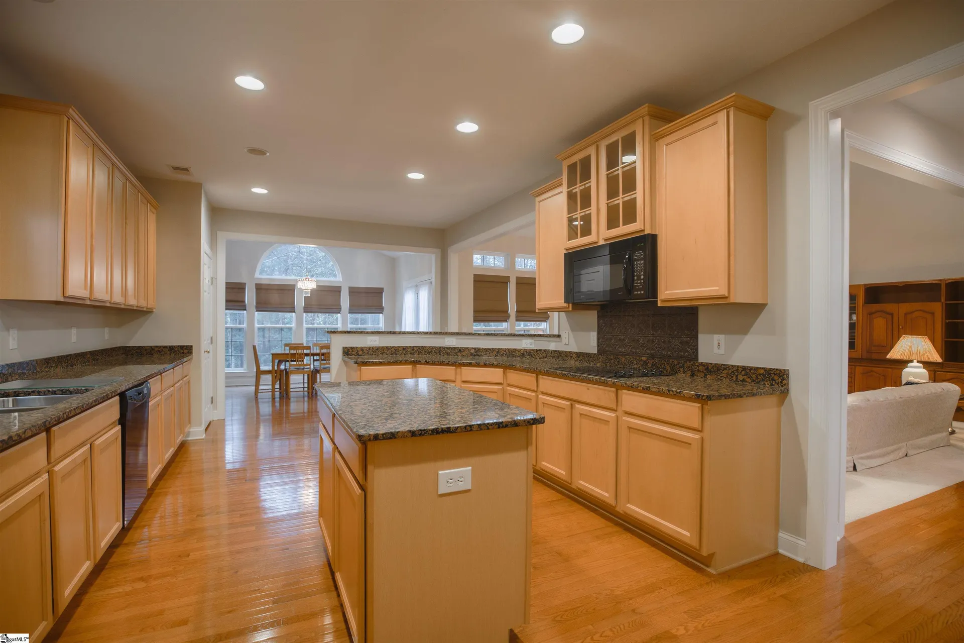 Property image 3 at 14 Hydrangea Way, Simpsonville, SC 29681-3686