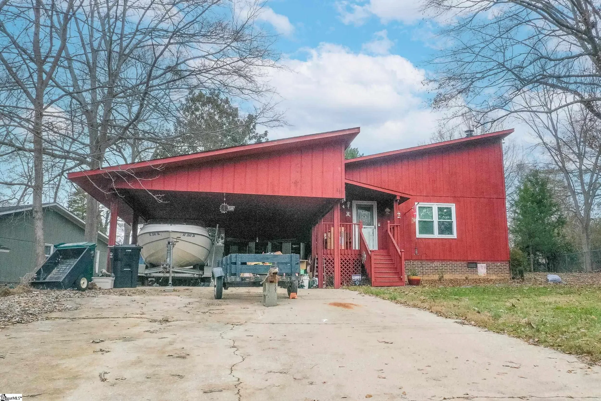 202 Stonegate Road