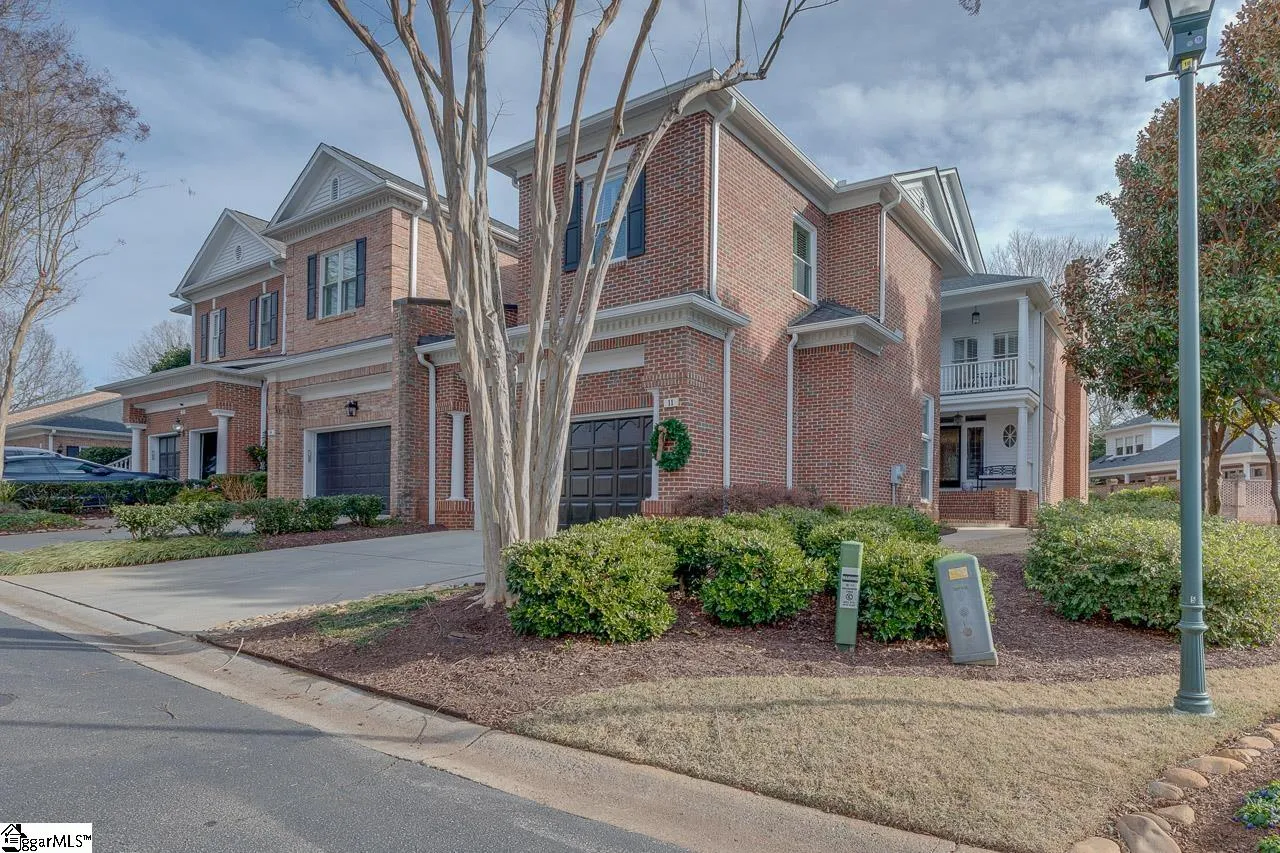 1400 Thornblade Boulevard