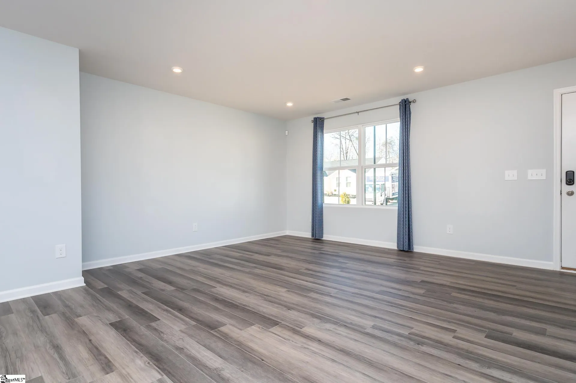 Property image 3 at 124 Lily Park Way, Easley, SC 29642