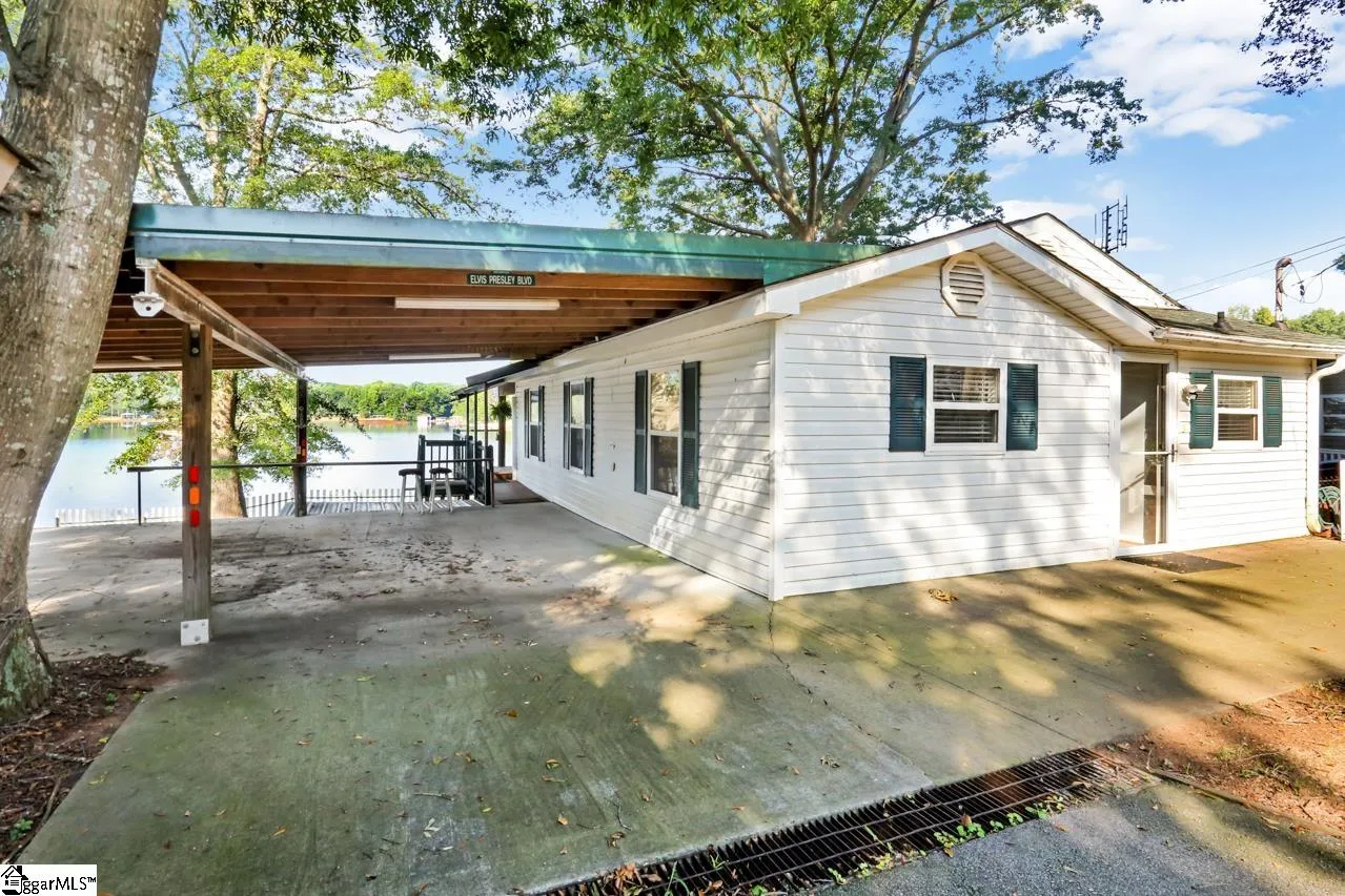Property image 2 at 427 Lyman Lake Road, Lyman, SC 29365