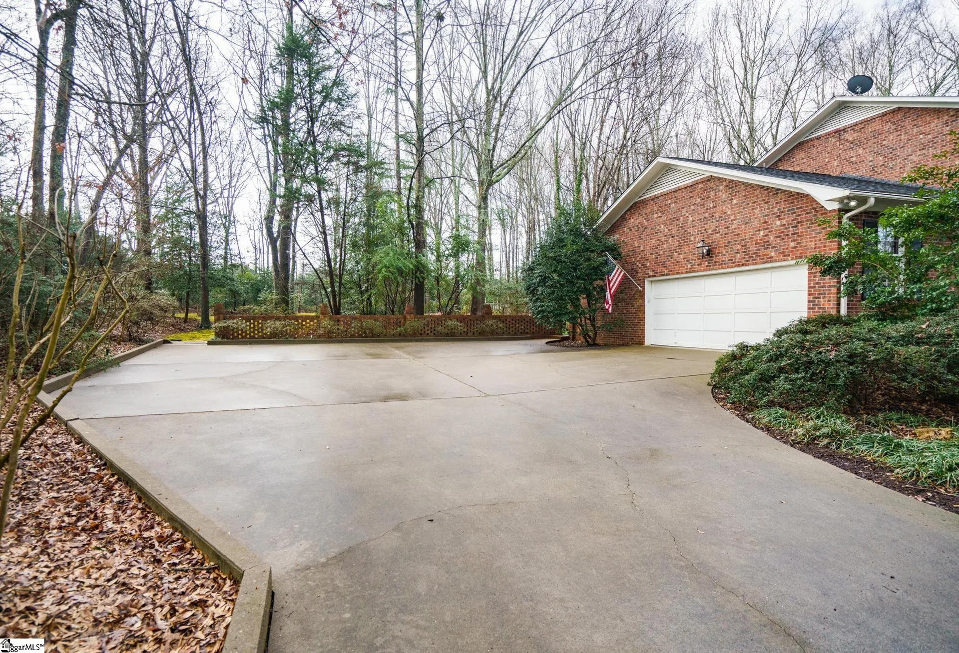Property image 4 at 23 Rocky Creek Lane, Greenville, SC 29615