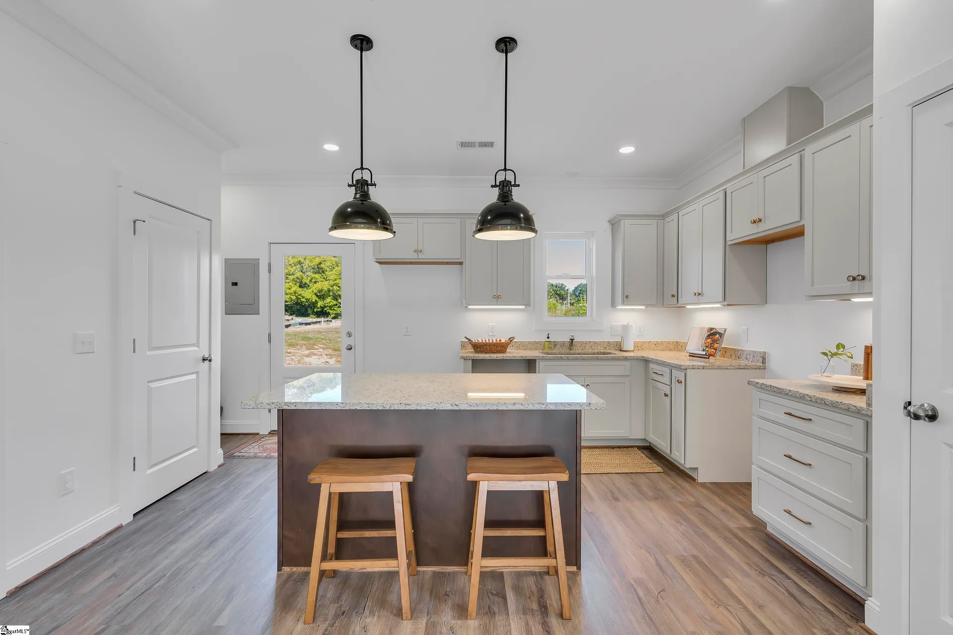 Property image 3 at 288 College Street, Spartanburg, SC 29303