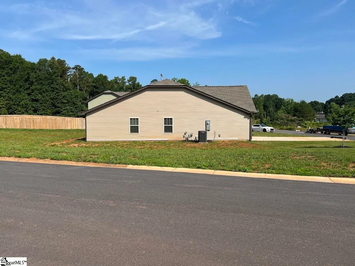 Property image 5 at 301 Musgrave Court, Piedmont, SC 29673