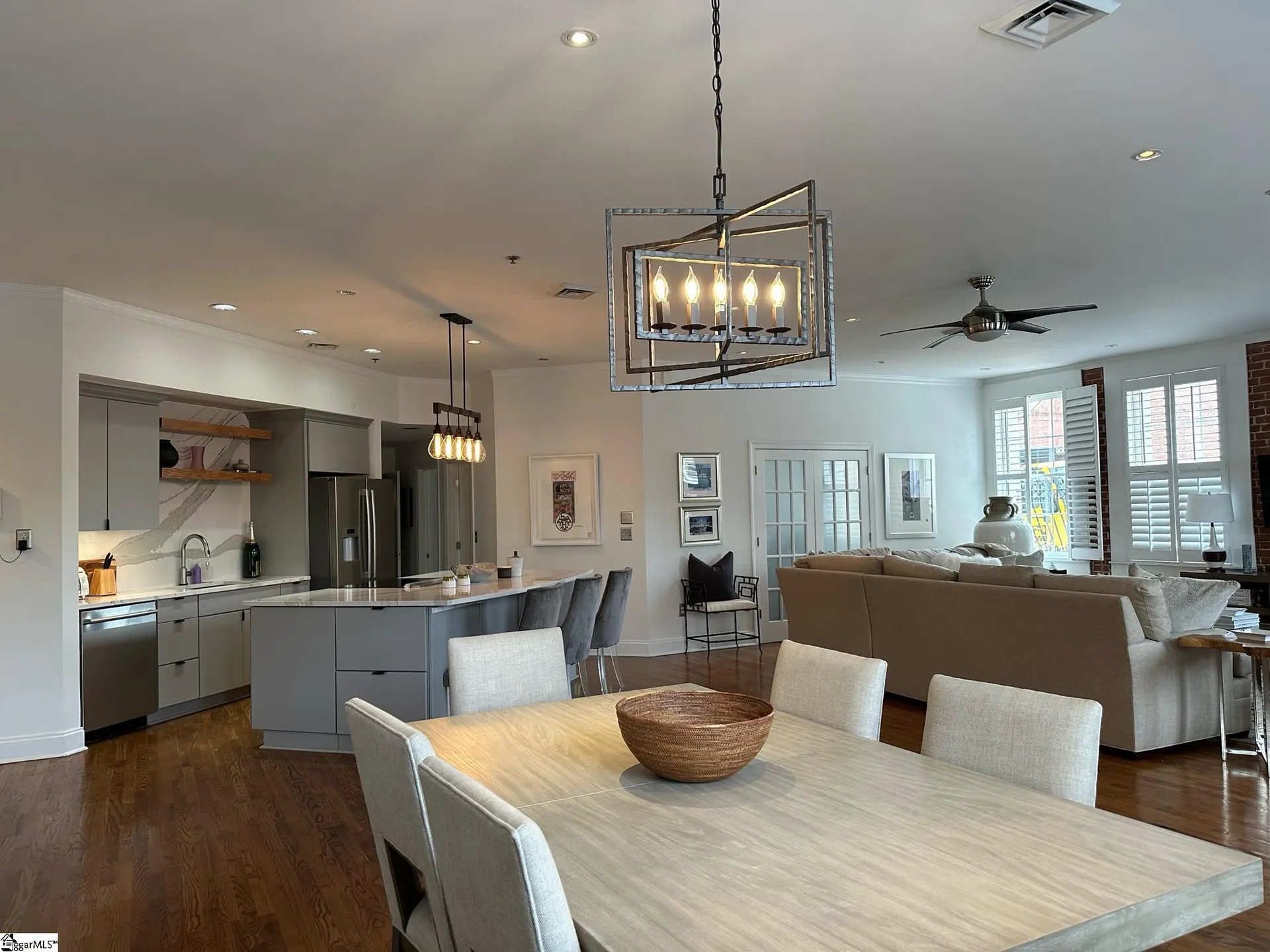 Property image 3 at 100 W Court Street, Greenville, SC 29601