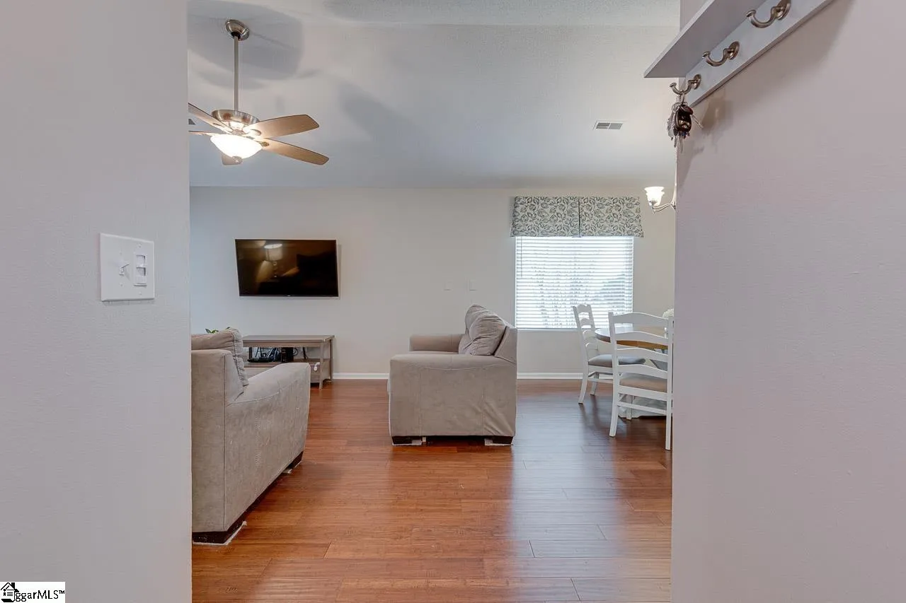 Property image 4 at 20 Lantern Lane, Greer, SC 29651