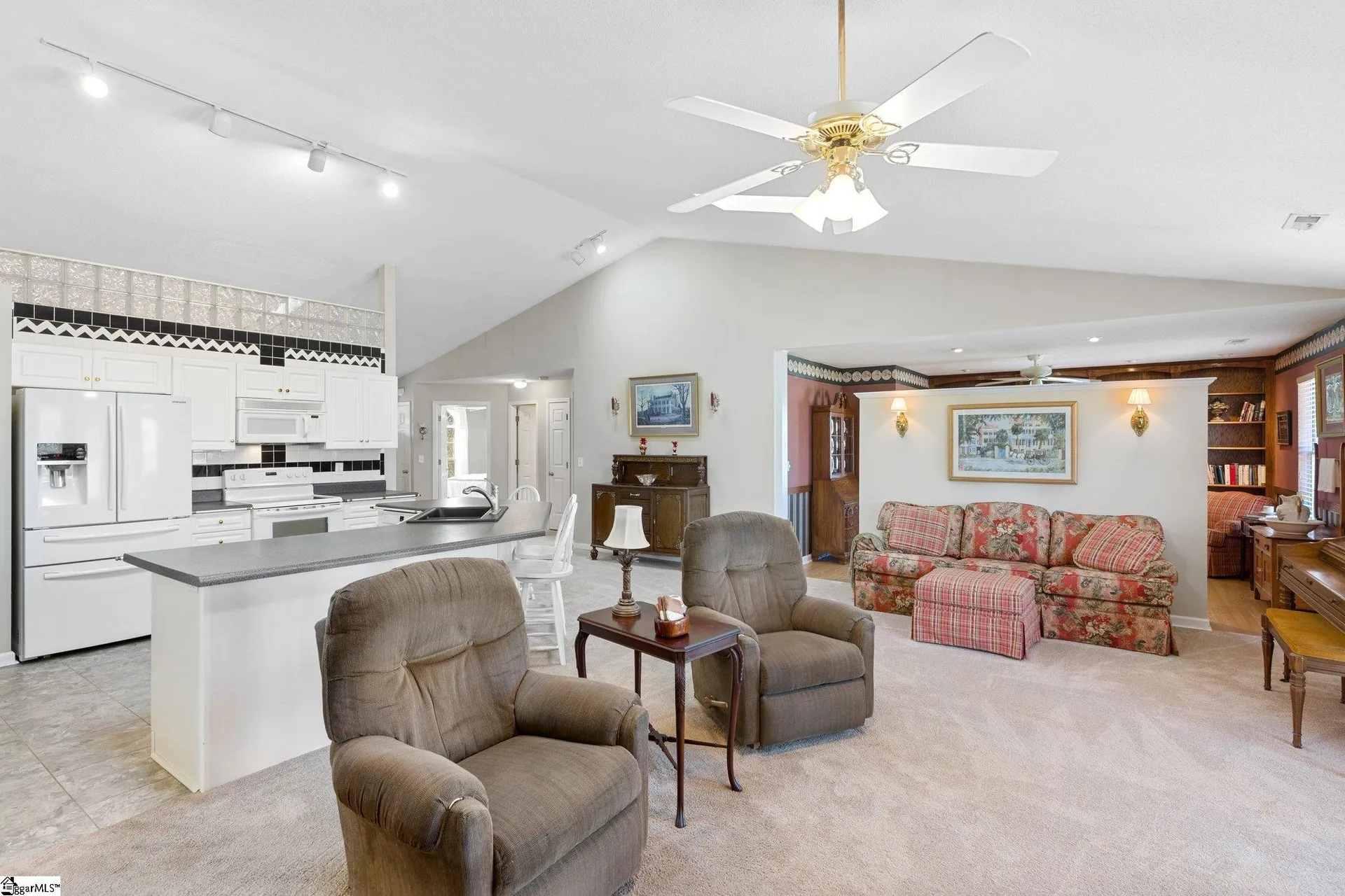 Property image 3 at 6 Duer Way, Greer, SC 29651