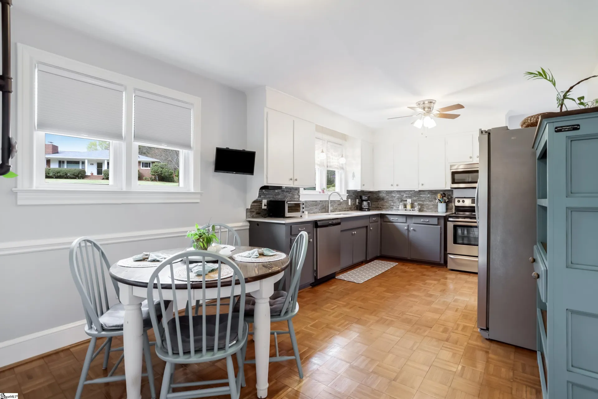 Property image 2 at 132 Dellwood Drive, Greenville, SC 29609