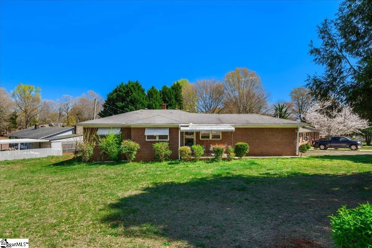 200 Orchid Drive