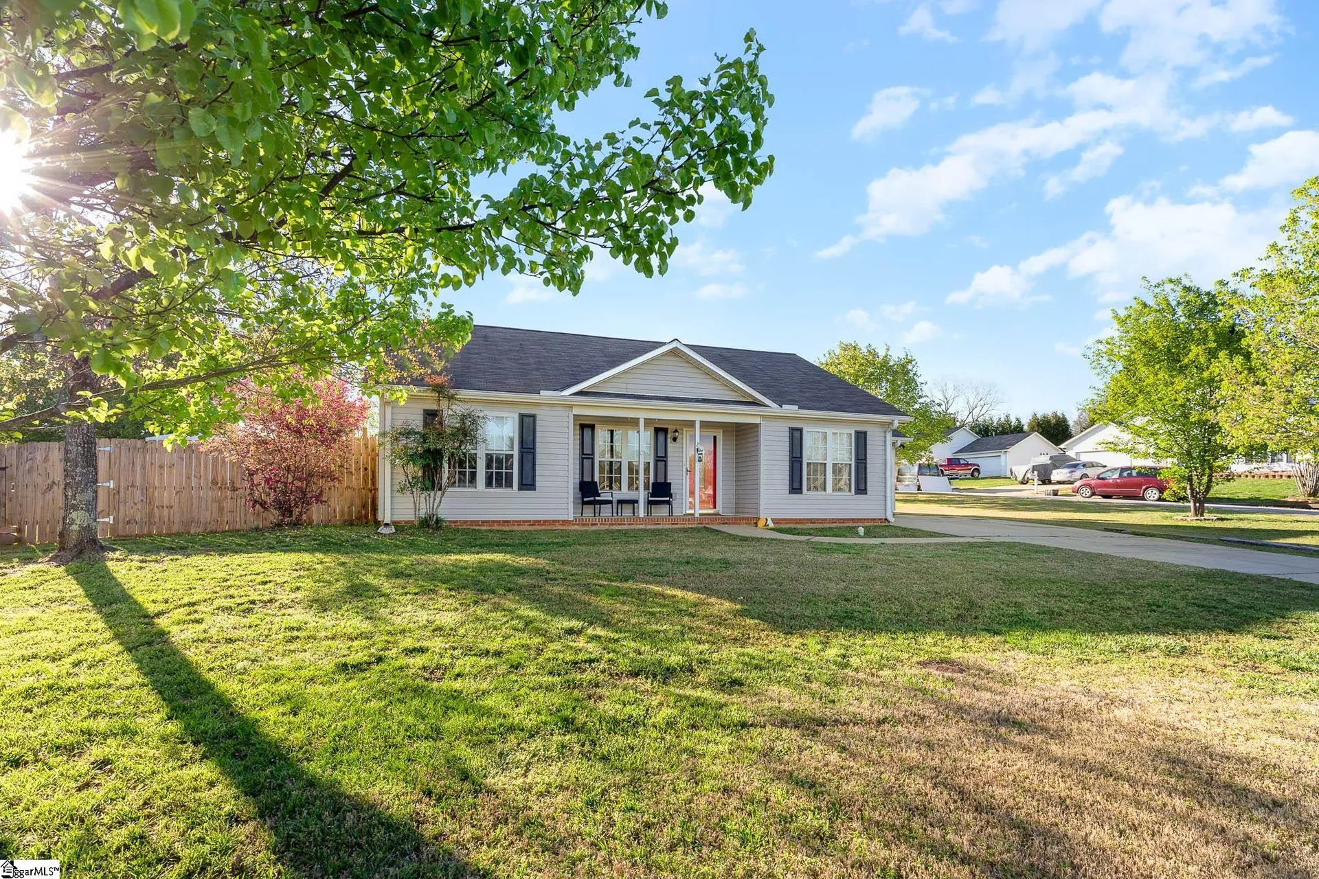 Property image 3 at 2 Petal Court, Simpsonville, SC 29681
