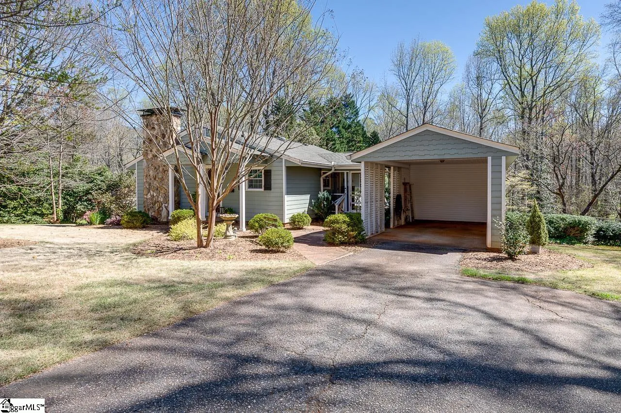 Property image 2 at 310 Viewmont Drive, Greenville, SC 29609