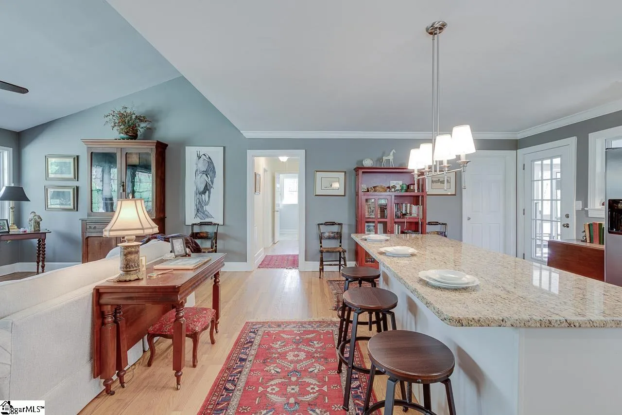 Property image 5 at 310 Viewmont Drive, Greenville, SC 29609