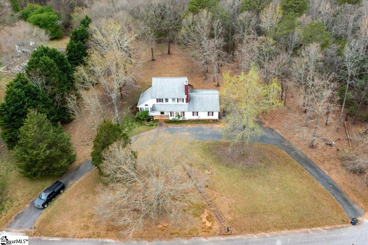 Property image 3 at 109 Mill Creek Road, Piedmont, SC 29673