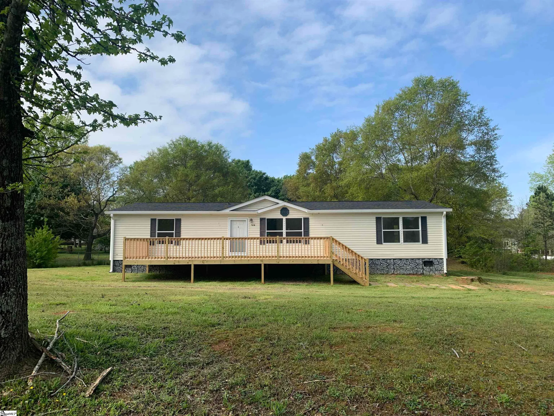 126 Hillcrest Drive