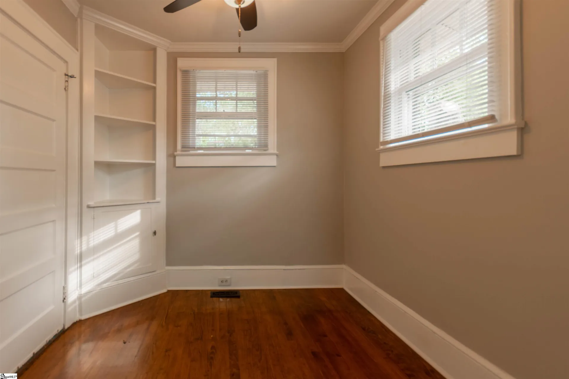Property image 5 at 213 E BLUE RIDGE Drive, Greenville, SC 29609