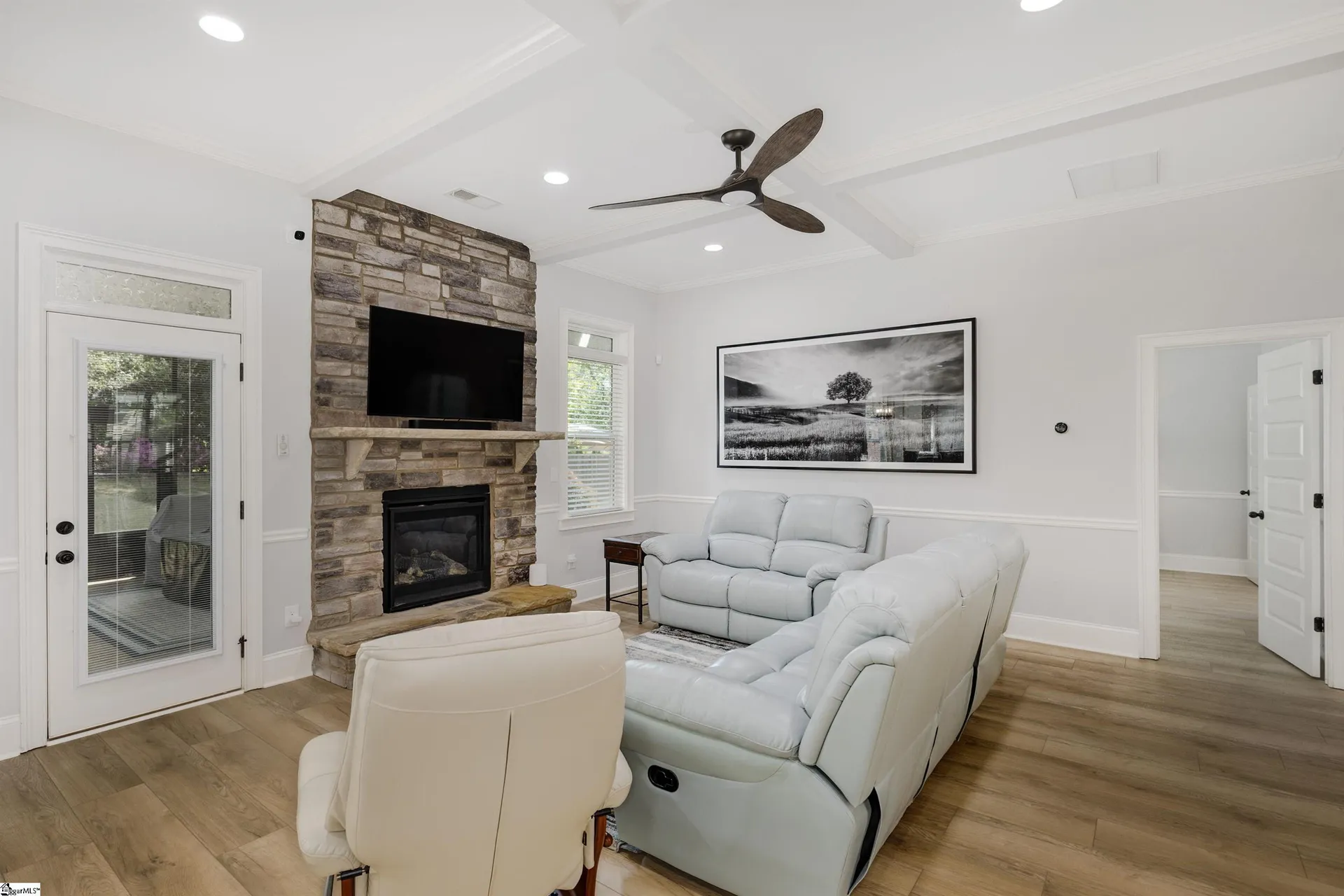 Property image 3 at 6 Oconell Court, Greenville, SC 29615