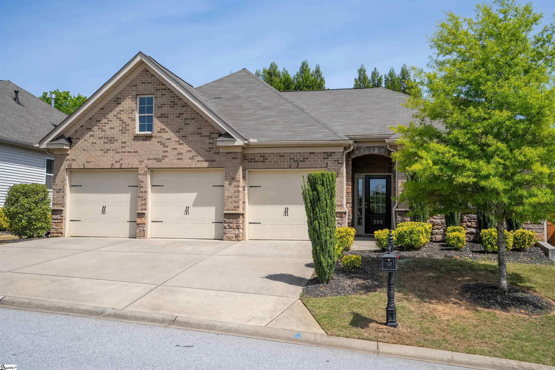 Property image 2 at 309 Marchfield Court, Simpsonville, SC 29681