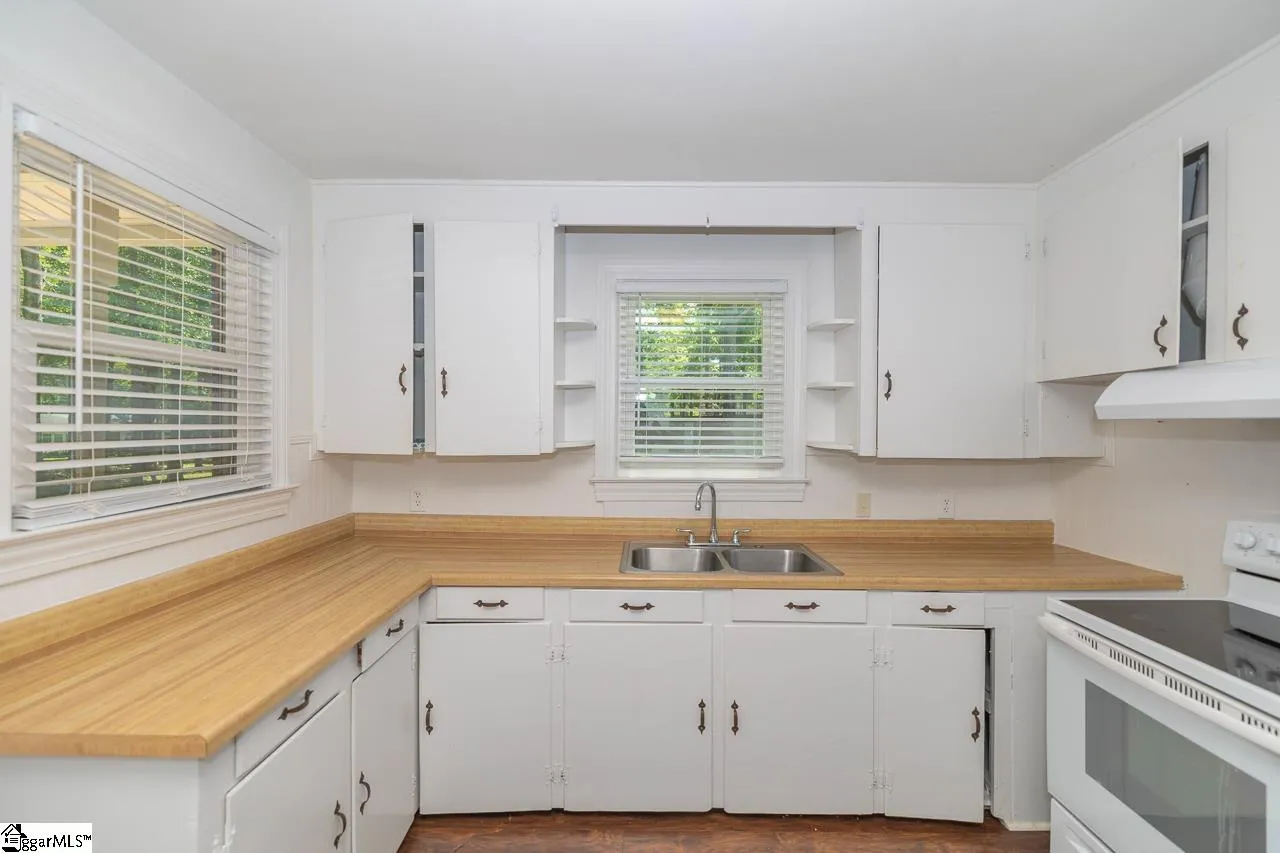 Property image 2 at 144 Wilbon Circle, Simpsonville, SC 29681