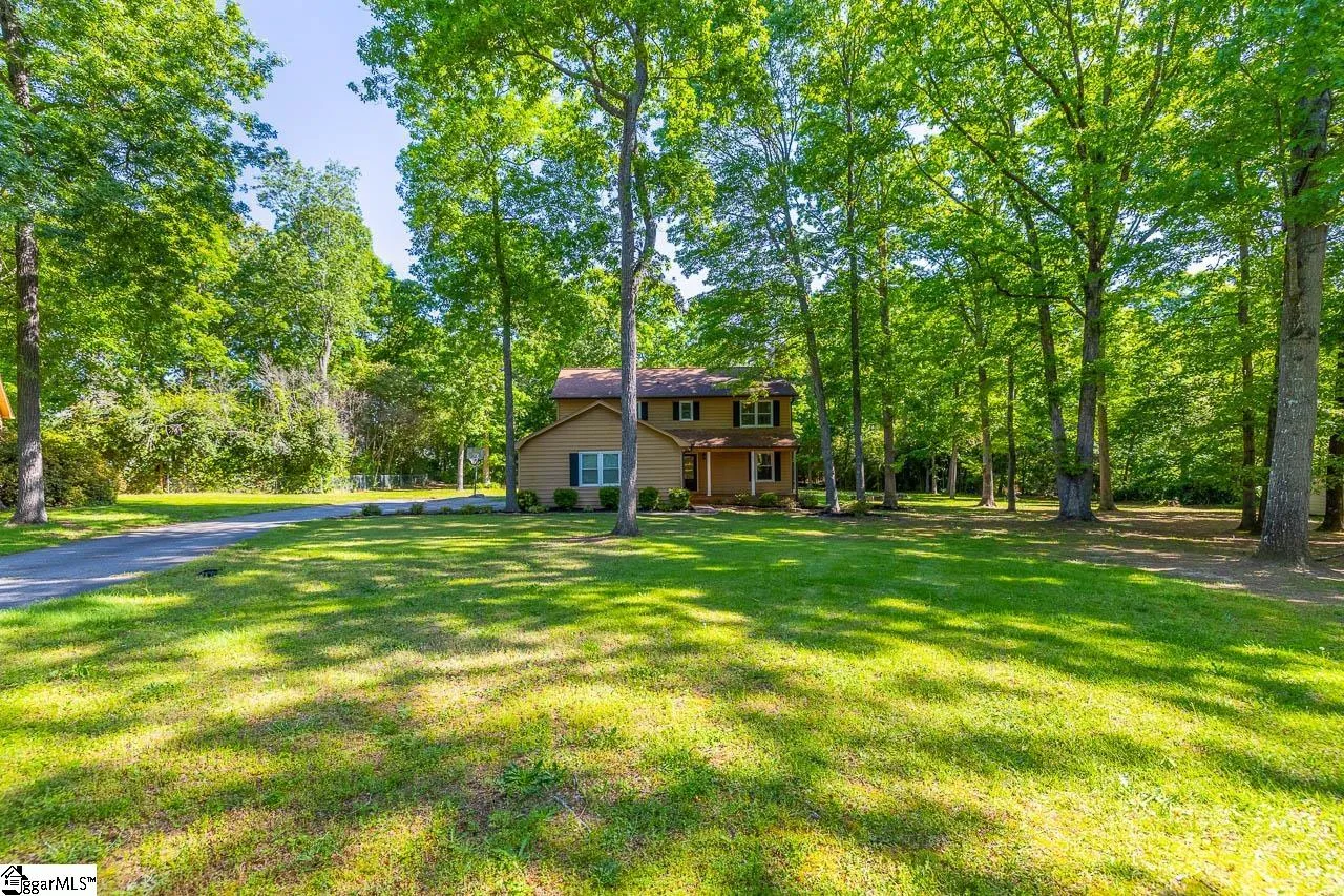 Property image 4 at 32 Dewridge Court, Spartanburg, SC 29301