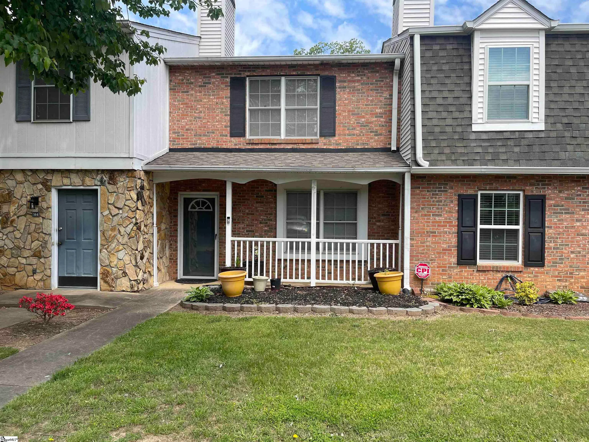 142 Shady Tree Drive