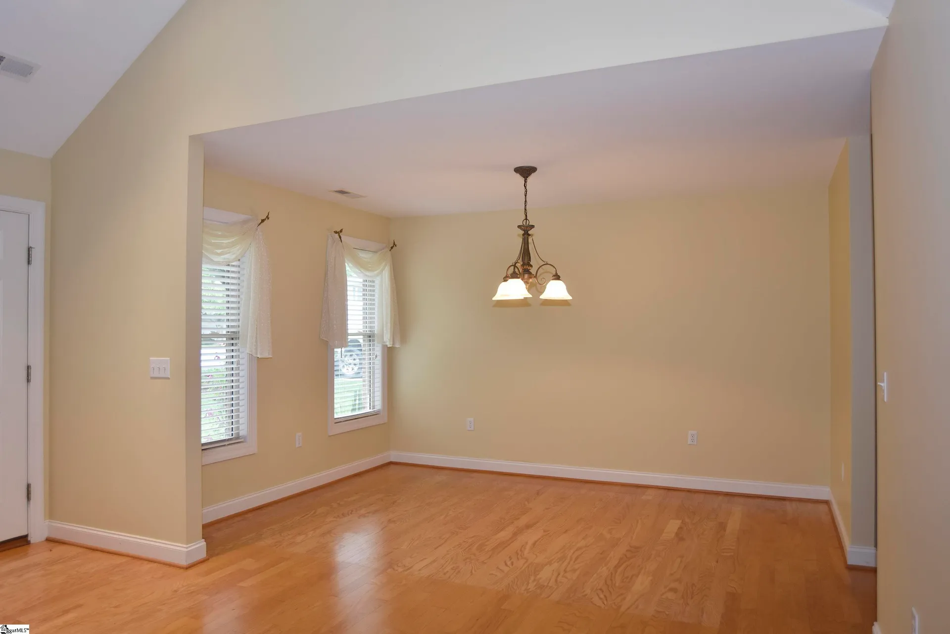 Property image 5 at 13 Hillington Place, Greer, SC 29651