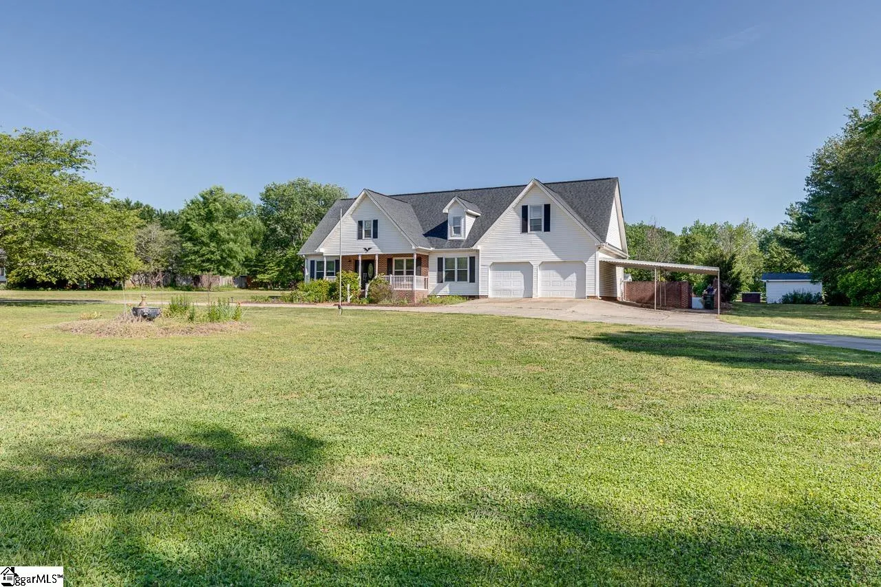Property image 2 at 107 Brown Road, Simpsonville, SC 29681-5448