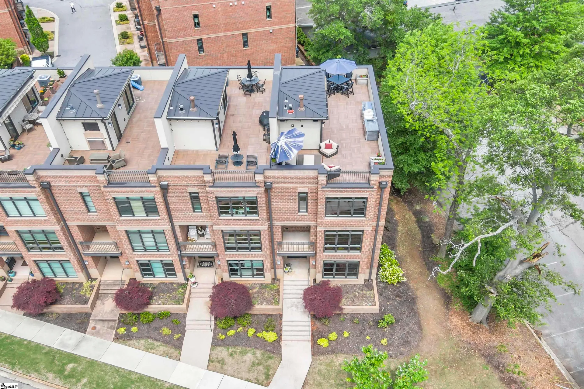 Property image 3 at 1027 S Main Street, Greenville, SC 29601