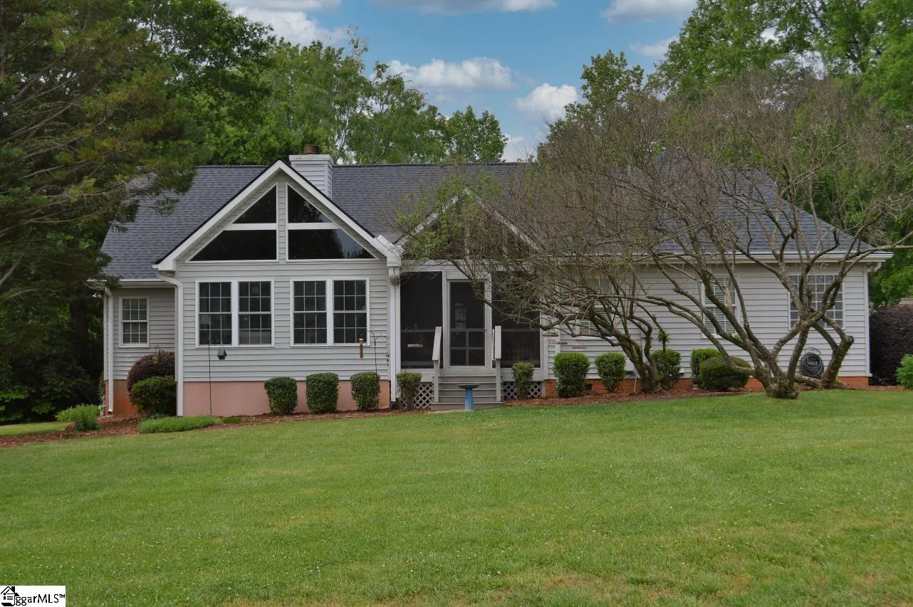 Property image 2 at 15026 Beacon Ridge Drive, Seneca, SC 29678