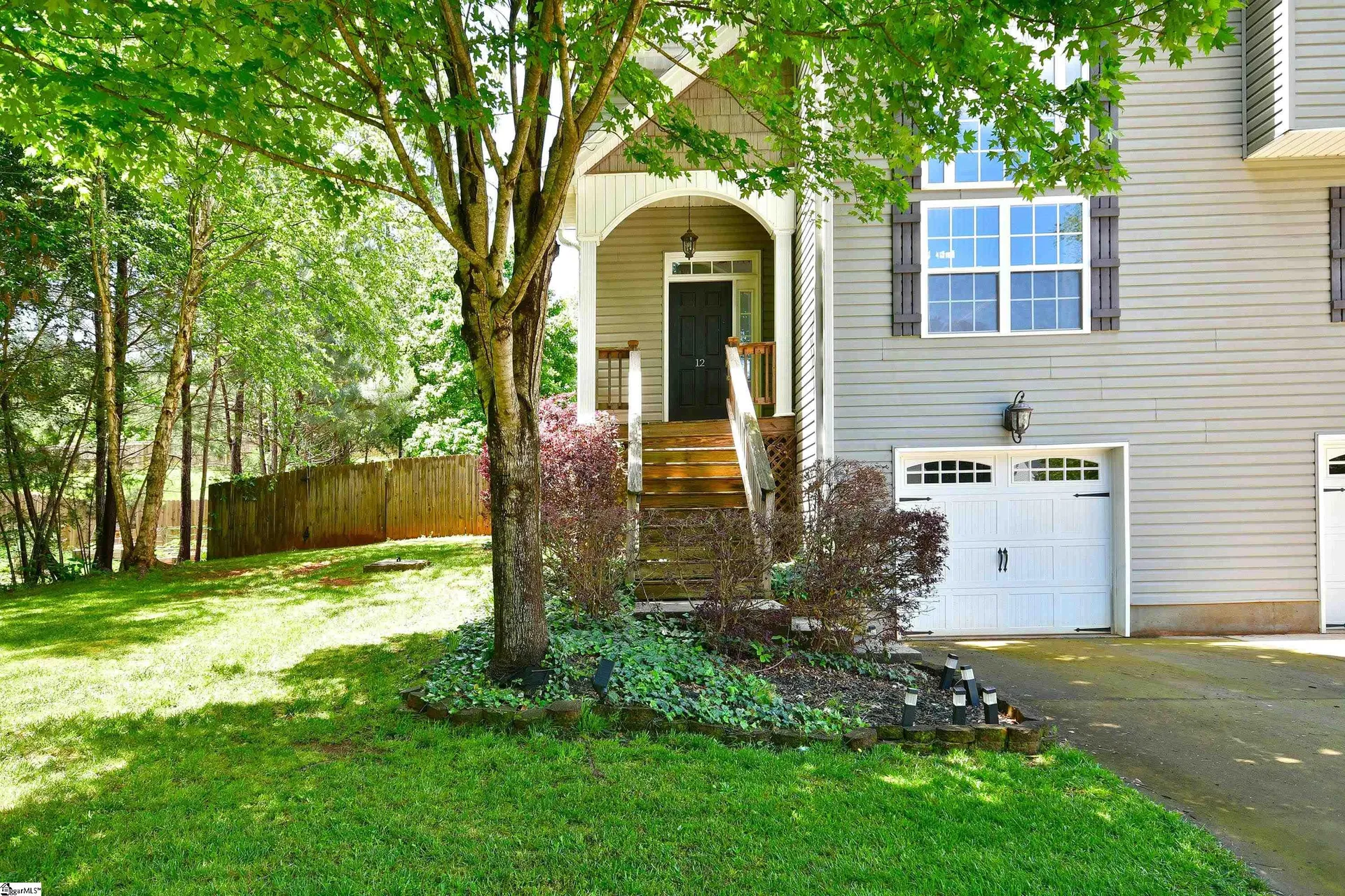 Property image 3 at 12 Kentworth Court, Taylors, SC 29687