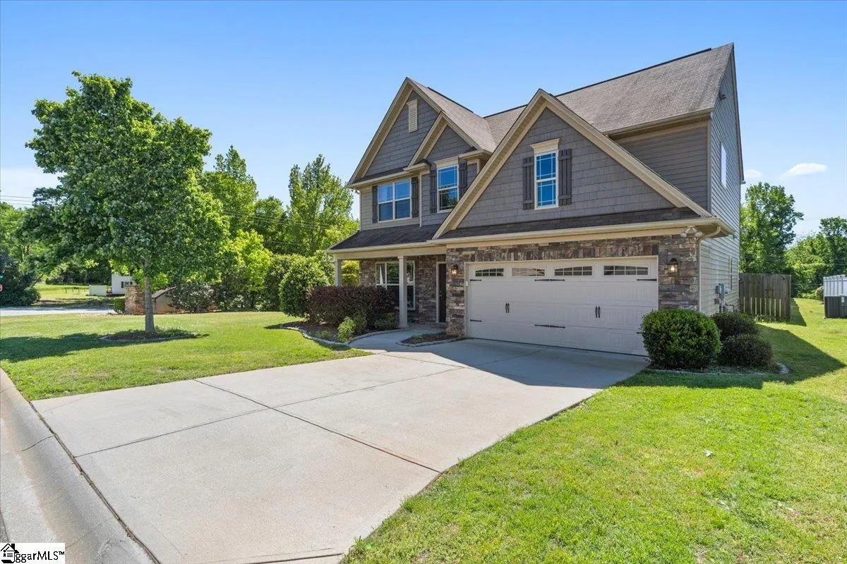 Property image 2 at 5 McFadden Drive, Simpsonville, SC 29680