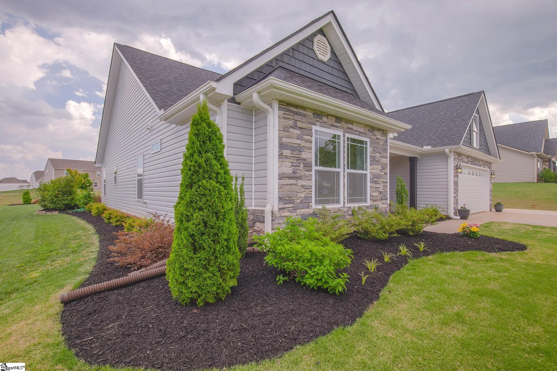 Property image 3 at 1406 Satterfield Road, Greer, SC 29651-7581