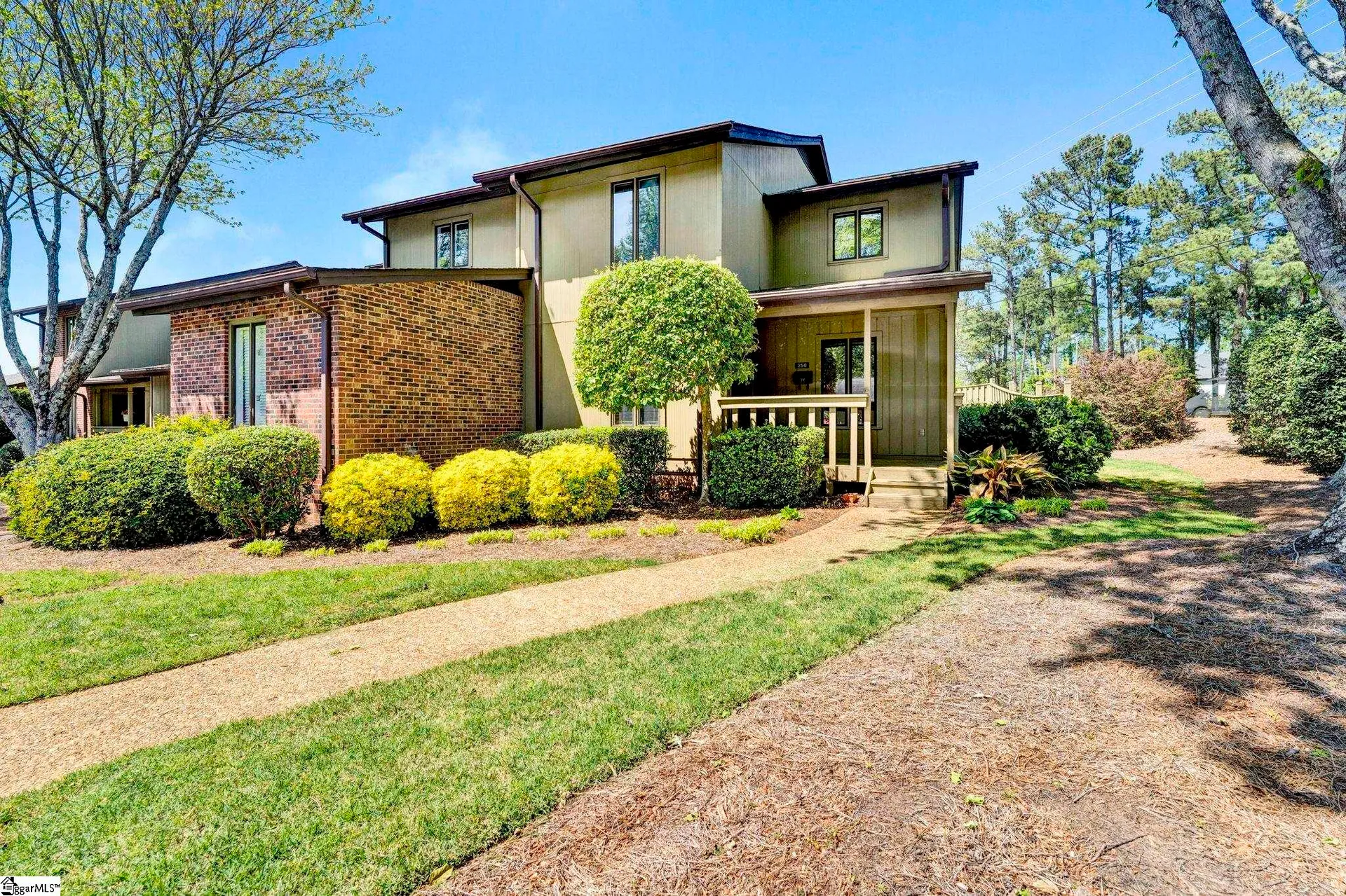 256 Ingleside Way