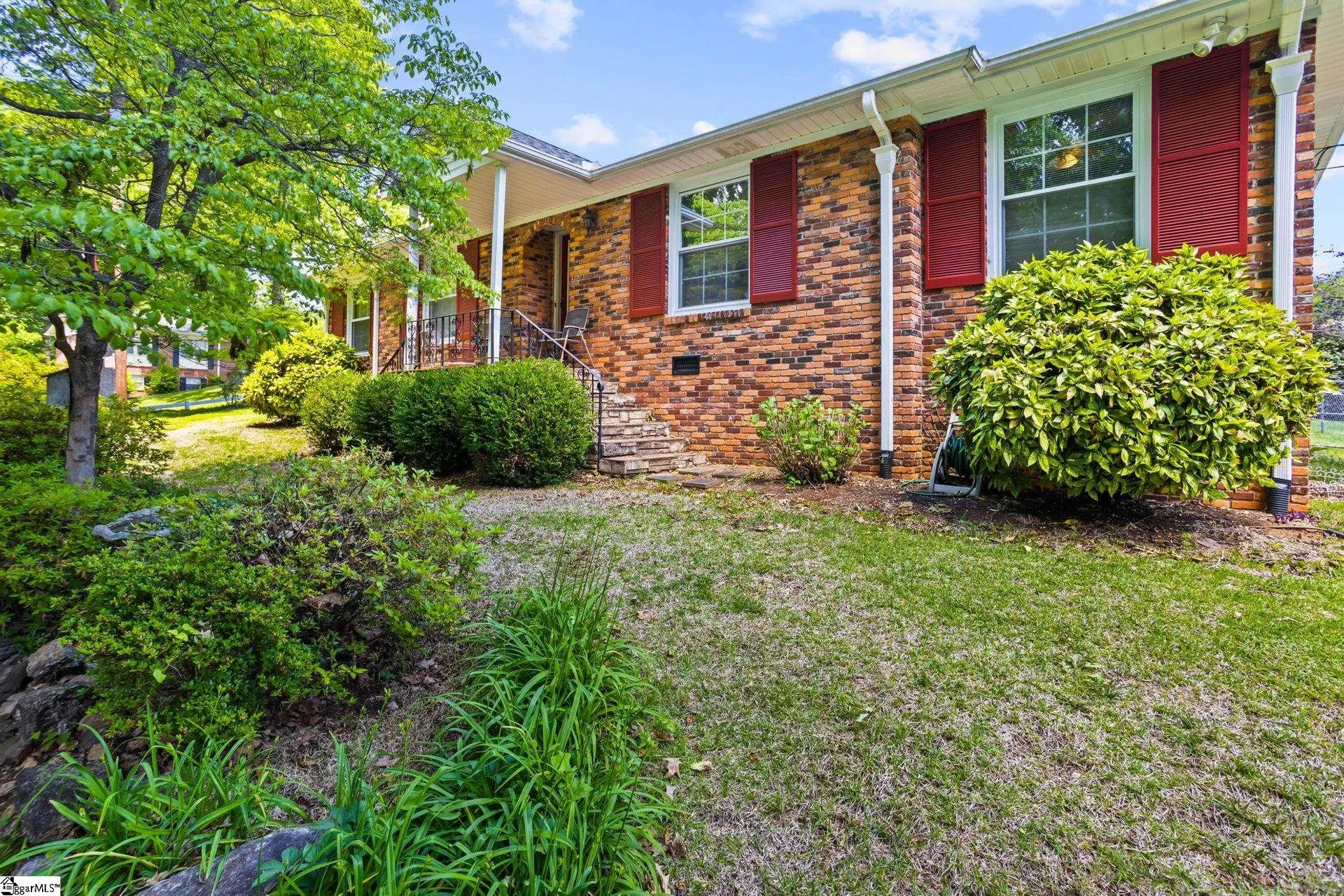 Property image 3 at 104 Tamarack Trail, Greenville, SC 29609-1530