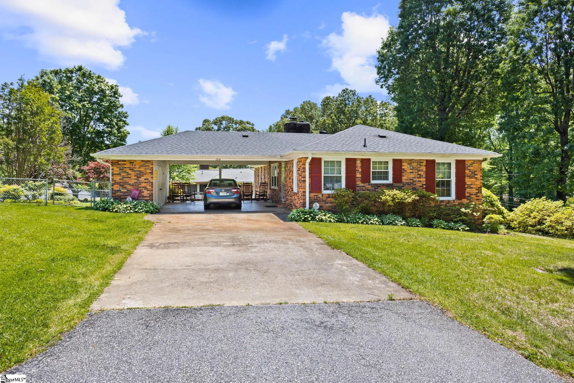 Property image 4 at 104 Tamarack Trail, Greenville, SC 29609-1530