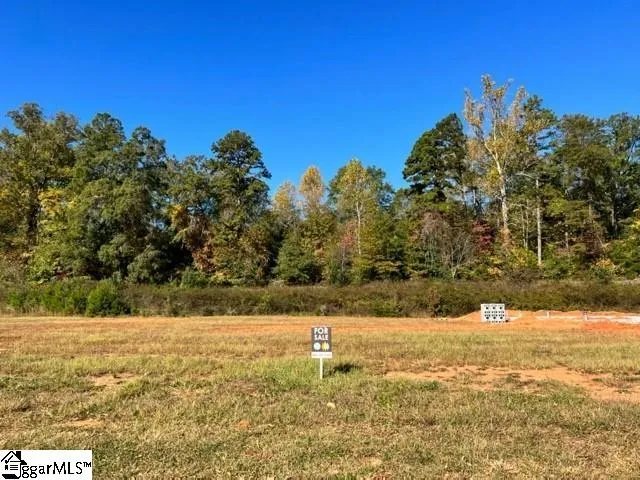 Property image 3 at 300 Stillwaters Bay Drive, Taylors, SC 29687