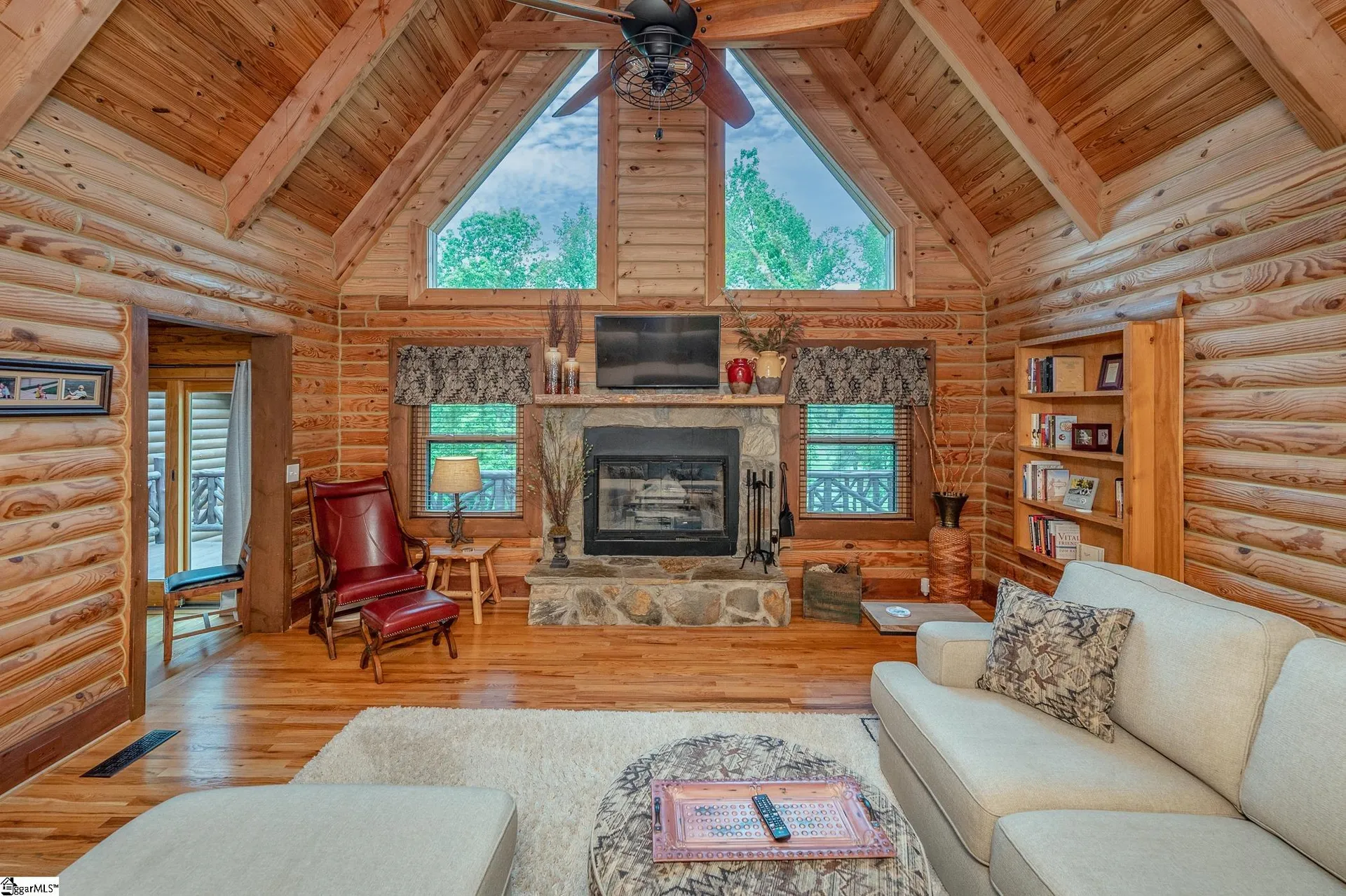 Property image 3 at 105 Woodmere Drive, Pickens, SC 29671