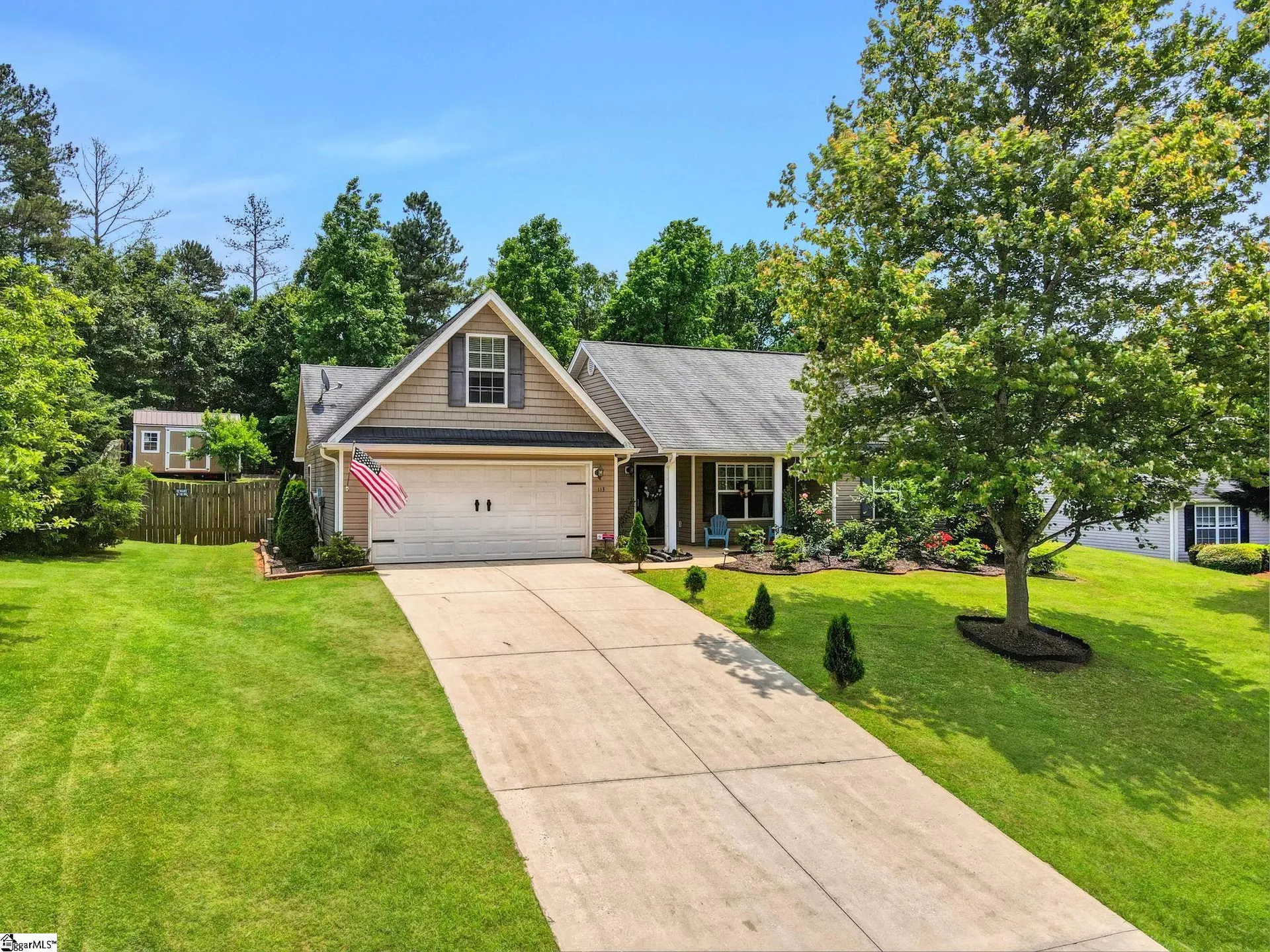 113 soliel Way