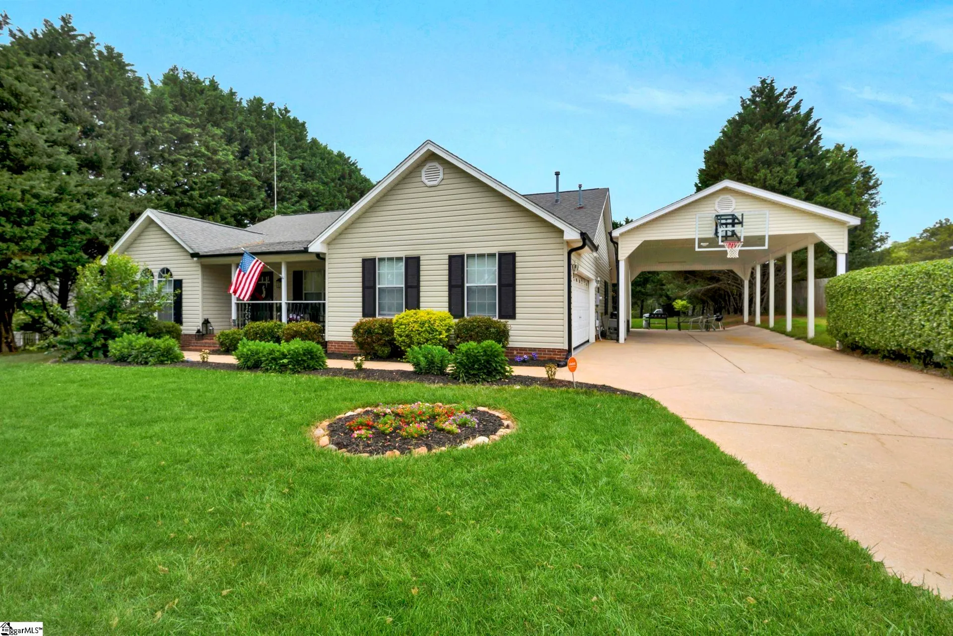 Property image 3 at 110 Ridgemont Court, Easley, SC 29642