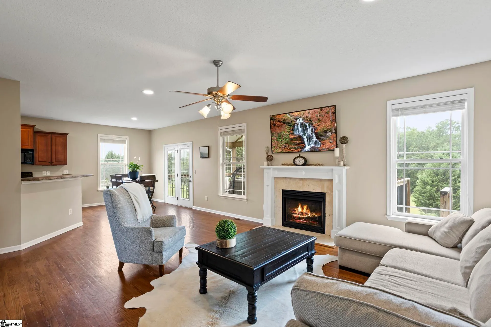 Property image 2 at 2 Paris Road, Taylors, SC 29687
