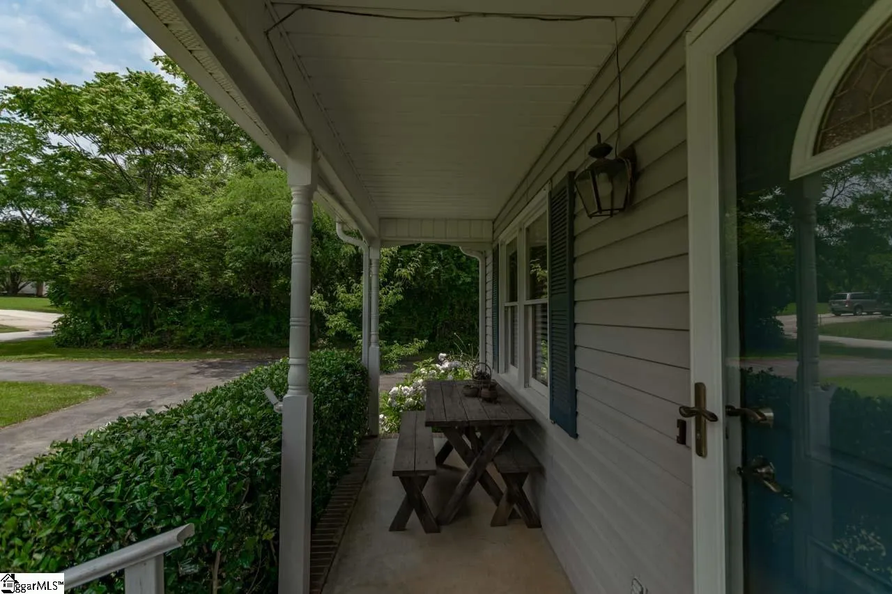 Property image 2 at 115 Deborah Lane, Greenville, SC 29611